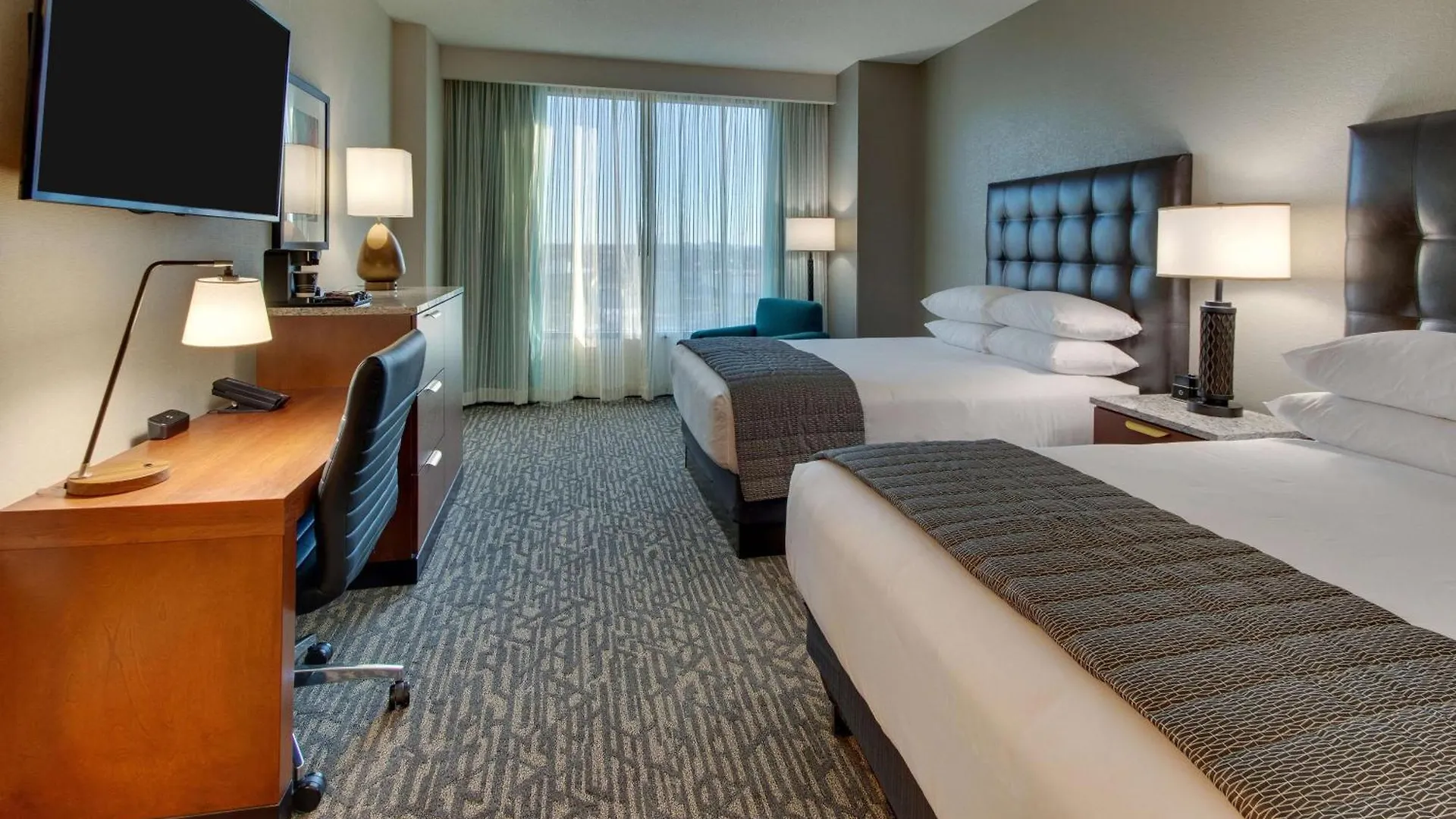 Drury Plaza Hotel Nashville Downtown 3*,